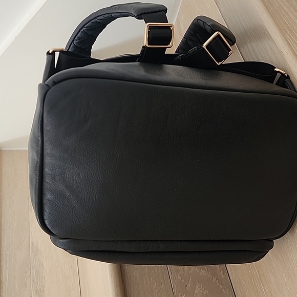 Tumi Voyageur Halle Black Leather Backpack - Picture 8 of 15